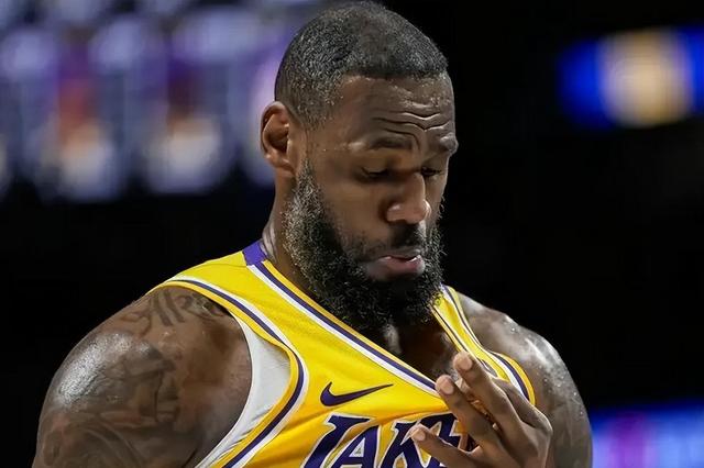 包含球星爆发!赛车赛场再现神级操作的词条 包含球星爆发!赛车赛场再现神级操作的词条