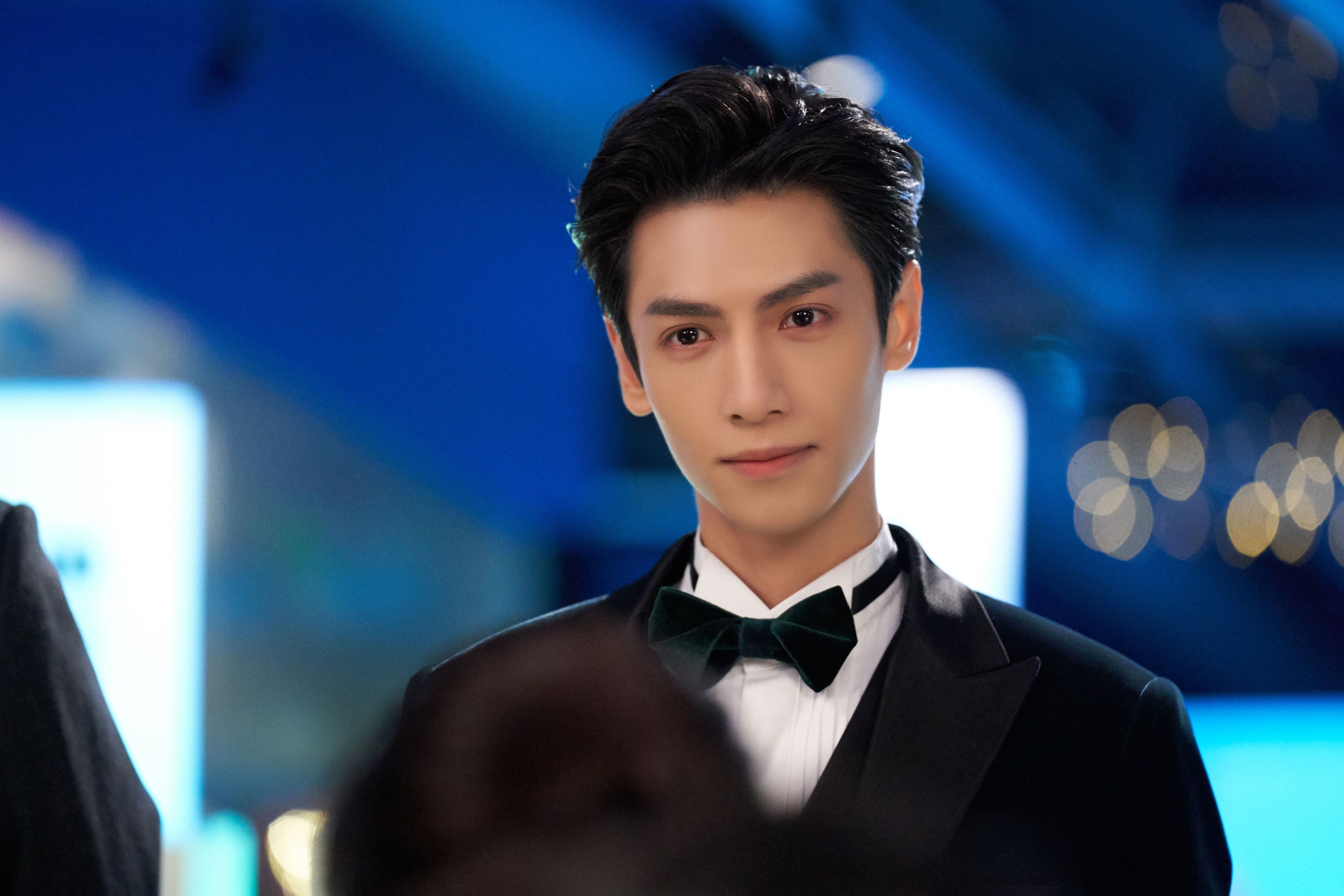 跨界狂欢夜，当新疆男篮爆冷击败勇士，武切维奇用一场比赛连接两个世界